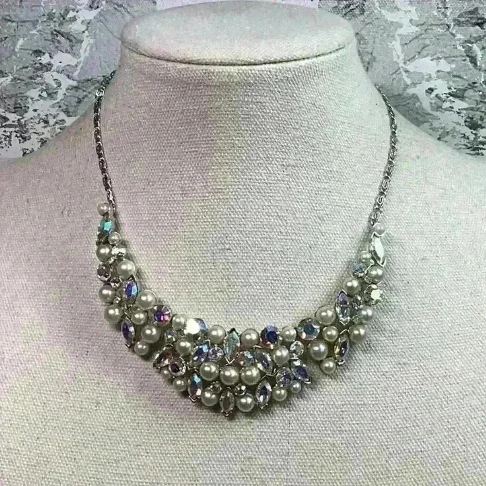 AB Glass and Pearl Vintage Necklace - Picture 1 of 3